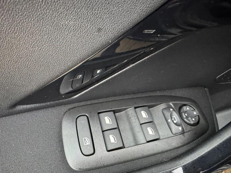 Car Thumb